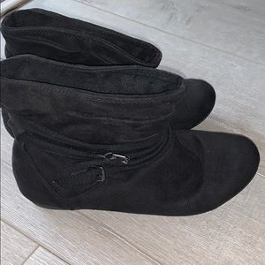 Black ankle boots 7